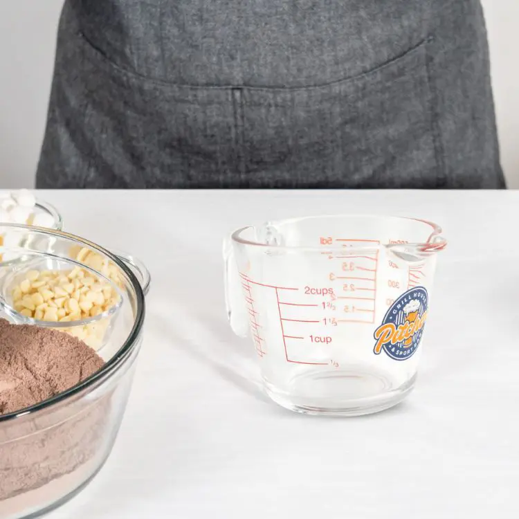 Picture of Baking Measuring Jug