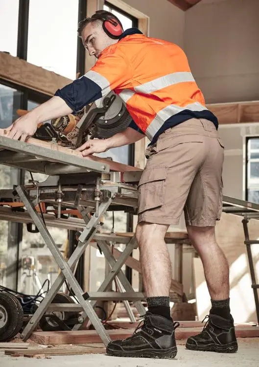 Picture of Mens Streetworx Curved Cargo Short