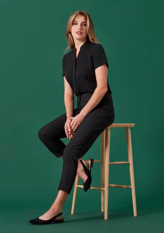 Picture of Womens Renew 7/8 Mid-Waist Slim Leg Pant